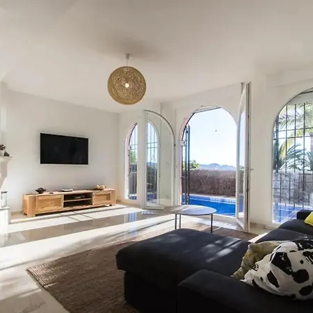 Gardens With Private Pool In Benidorm Villa *