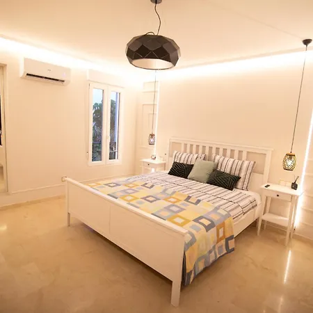 Gardens With Private Pool In Benidorm La Cala de Finestra
